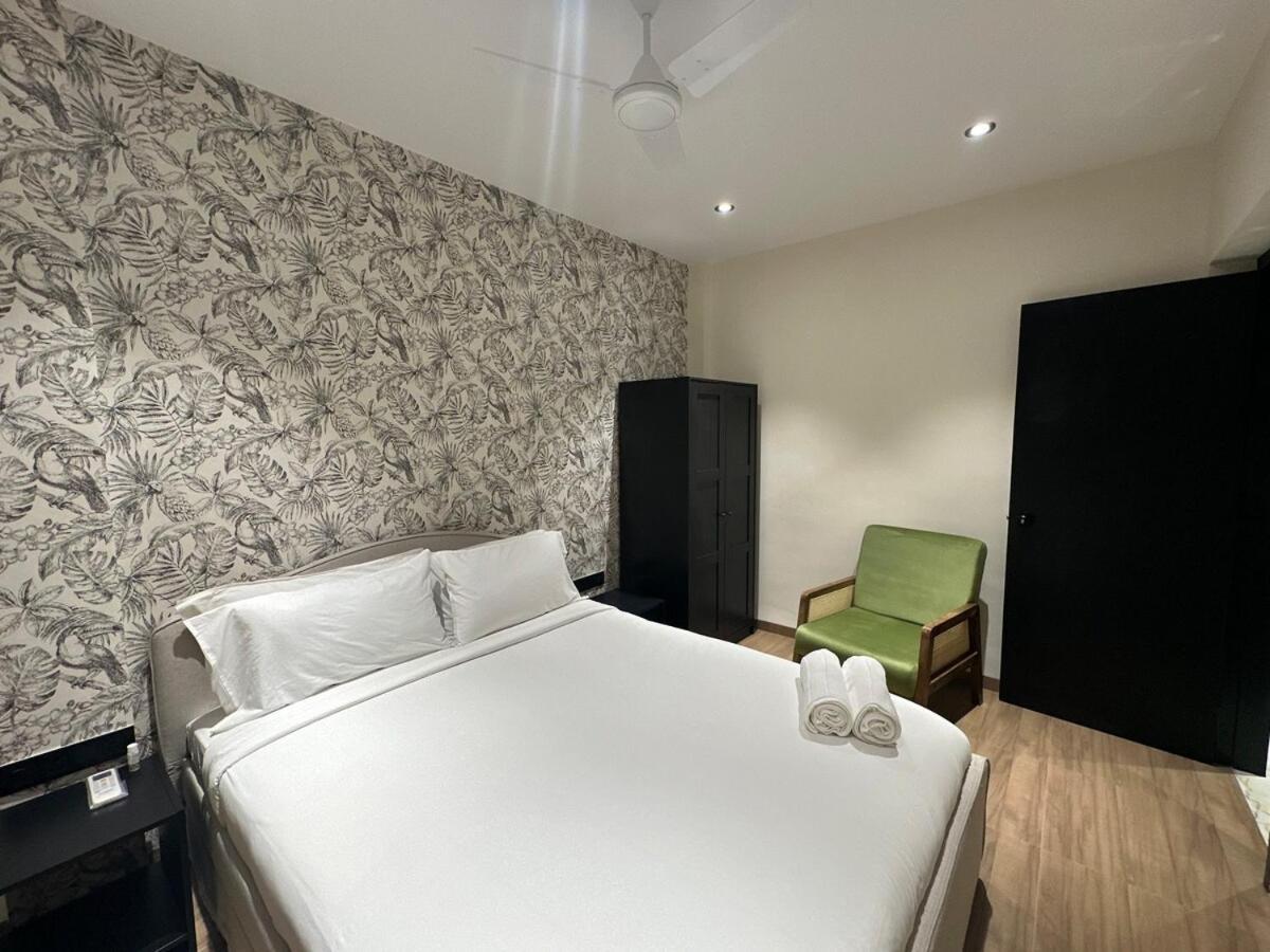 Plush Bandra West - Luxury 2bhk & Study * Bombaj