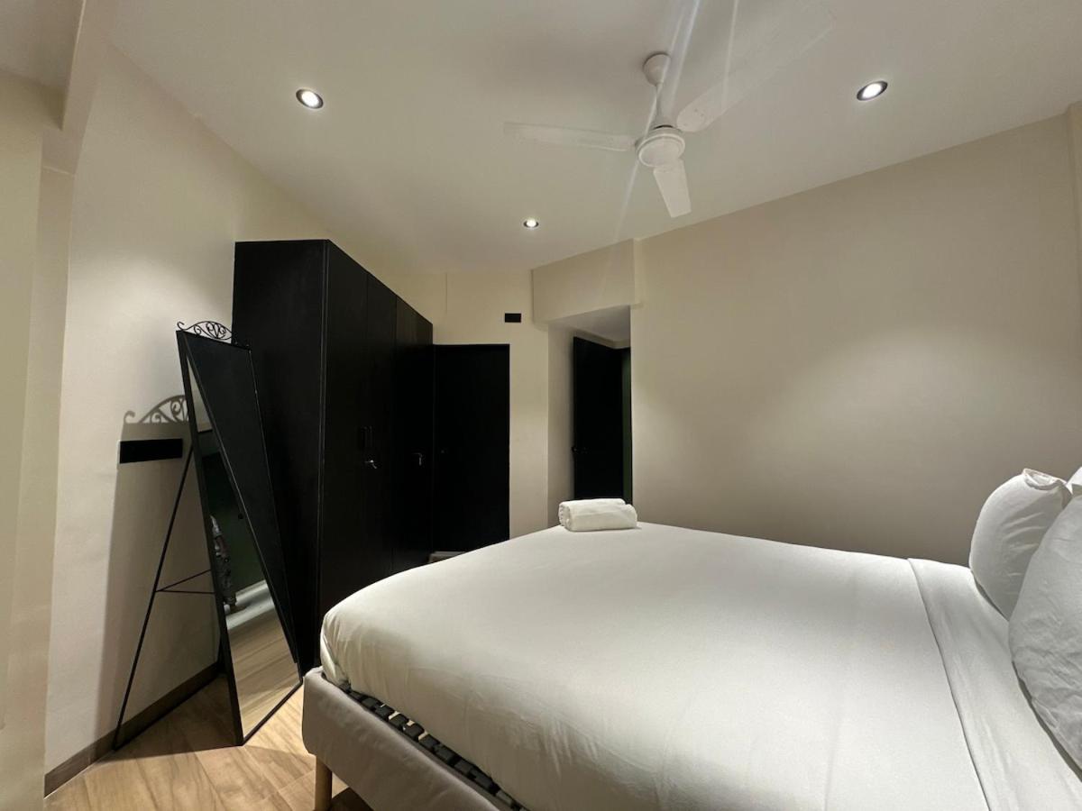 Apartament Plush Bandra West - Luxury 2bhk & Study *