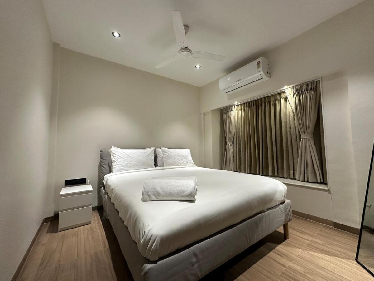 Apartament Plush Bandra West - Luxury 2bhk & Study Bombaj